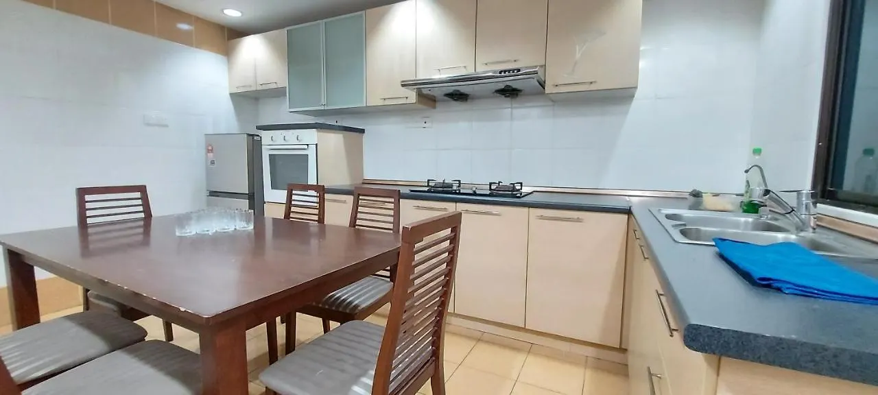 Fahrenheit 88, Kuala Lumpur 19 Apartment 0*,